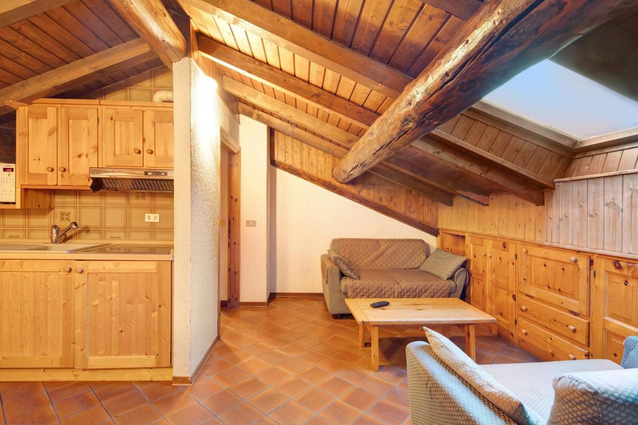 Chalet Meridiana Appartamento 11 Livigno Exterior photo